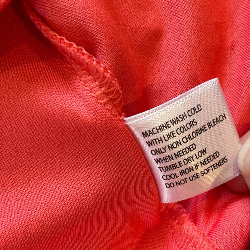 Lady Hagen Golf Polo Coral Split V-Neck Textured Hydro-Dry Top Size Medium - Picture 8 of 8